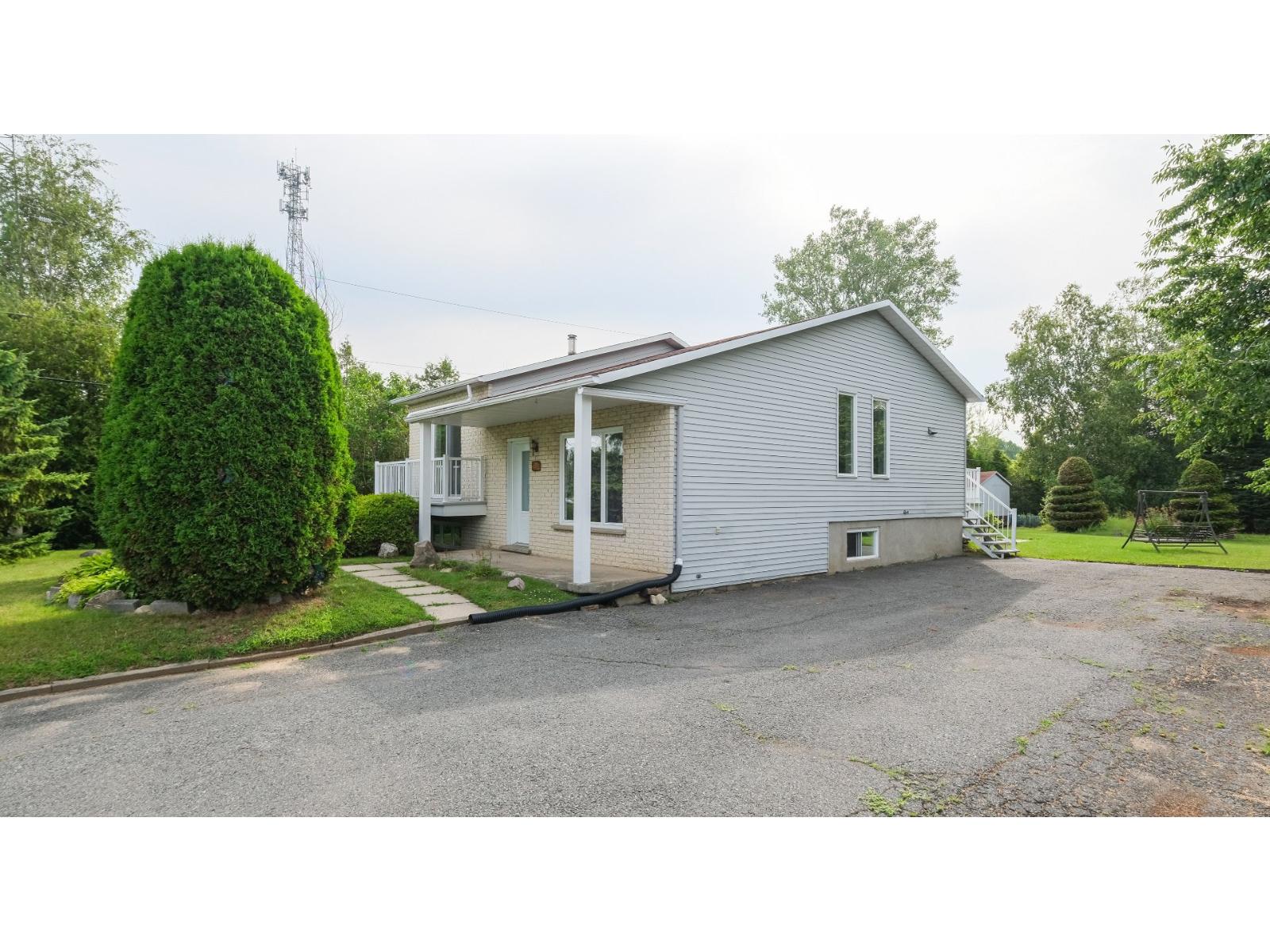 638 Rue Rémi