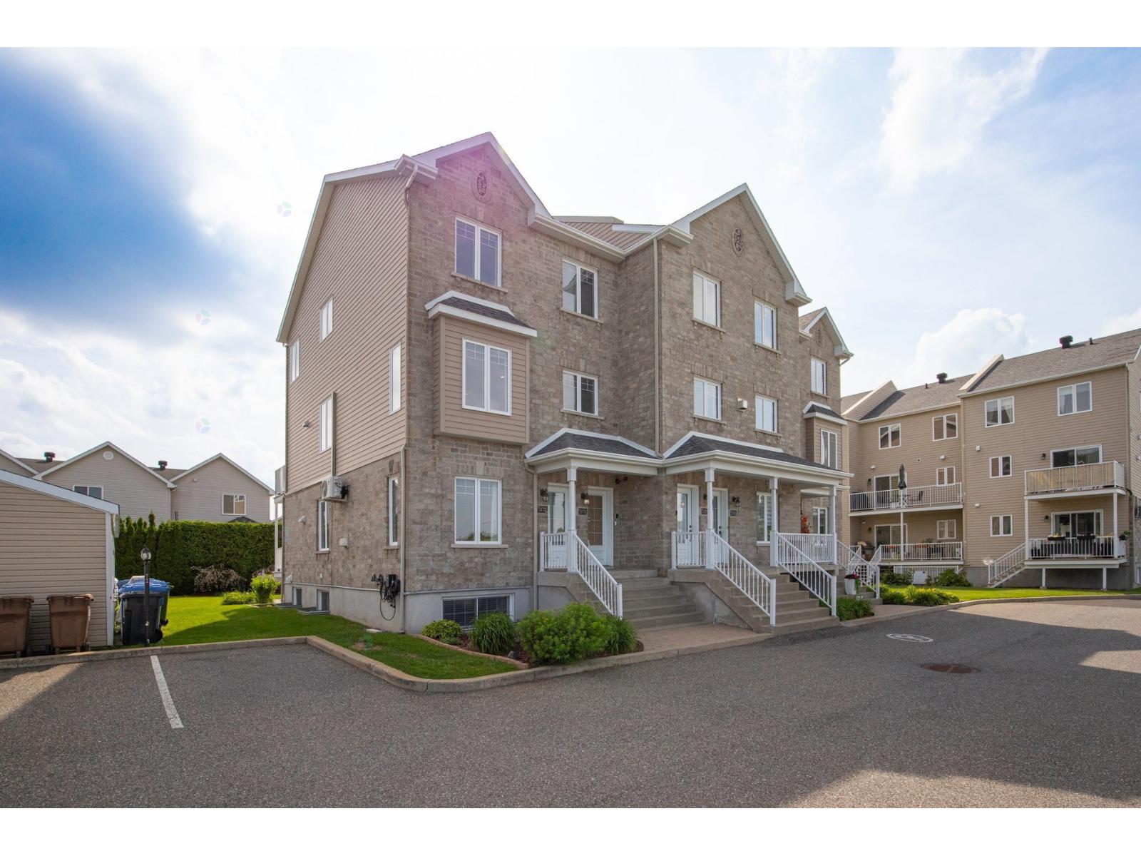 1070 Boul. Sir-Wilfrid-Laurier