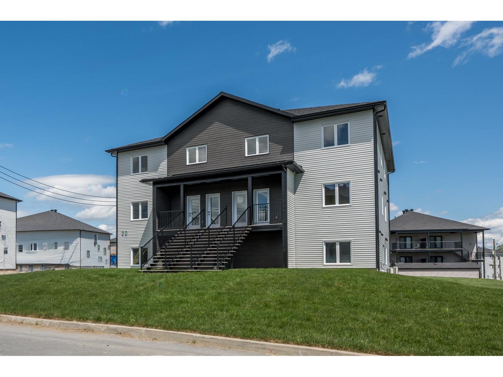 20 Rue Luc-E.-Gosselin