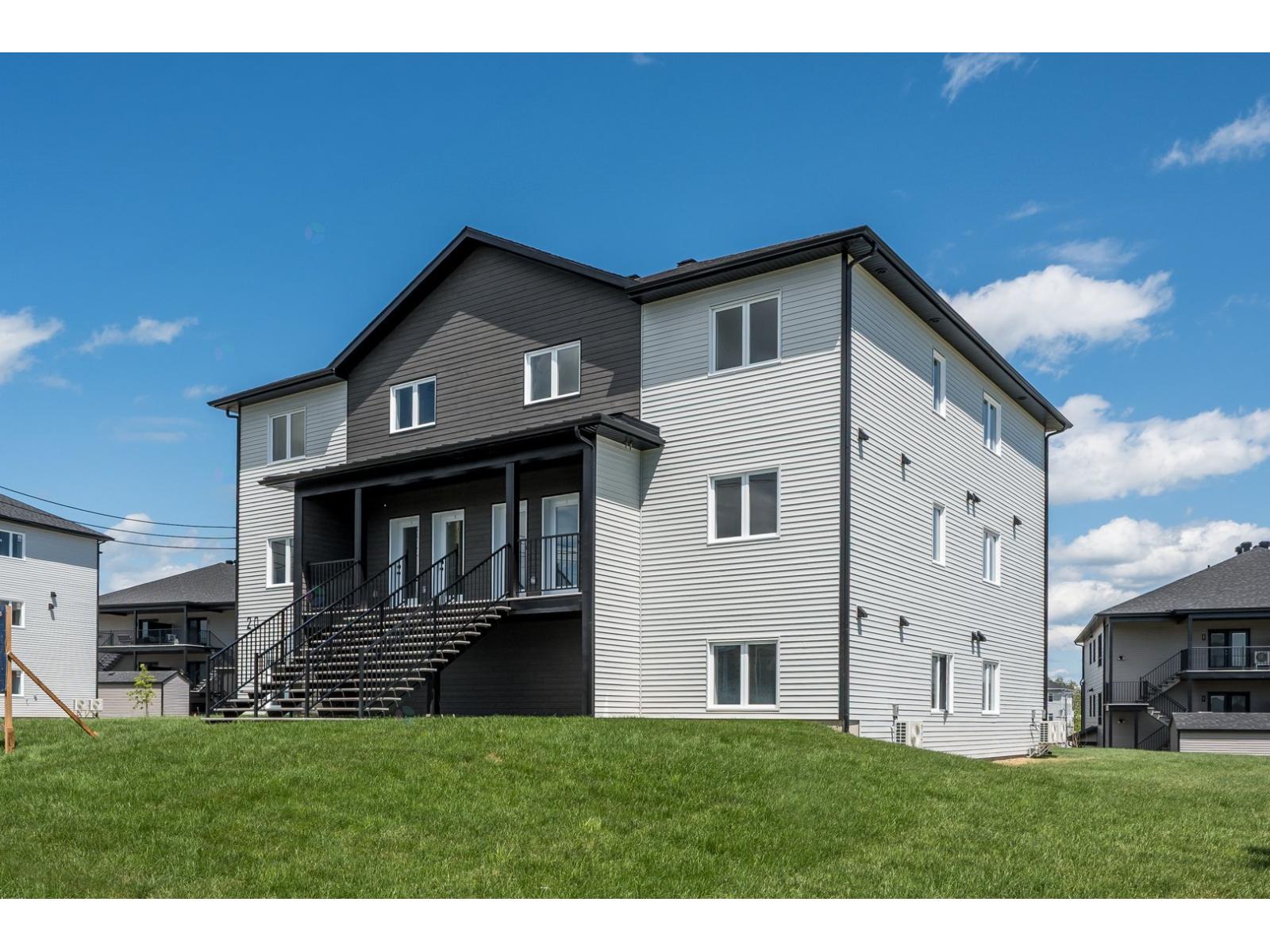 20 Rue Luc-E.-Gosselin