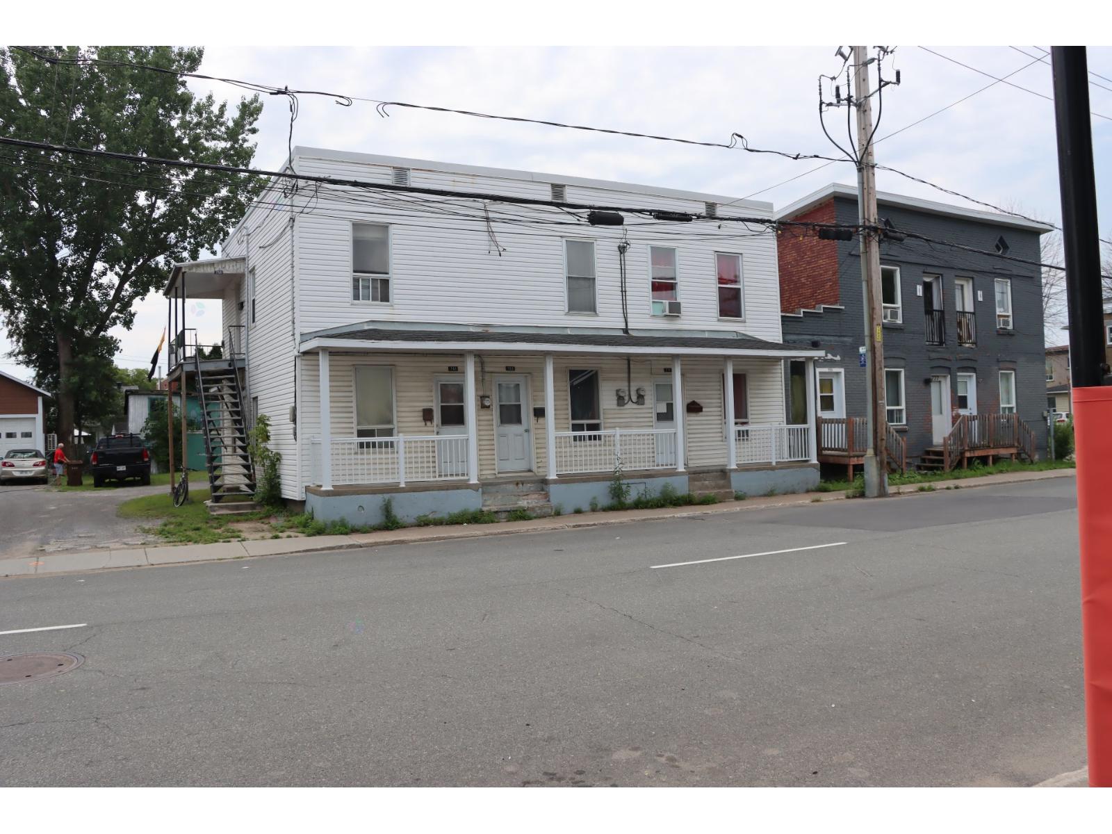 759-771 Rue St-Roch
