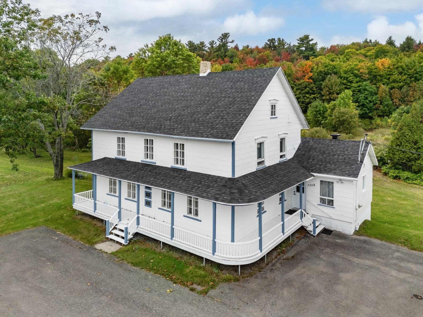 1268 Route Marie-Victorin