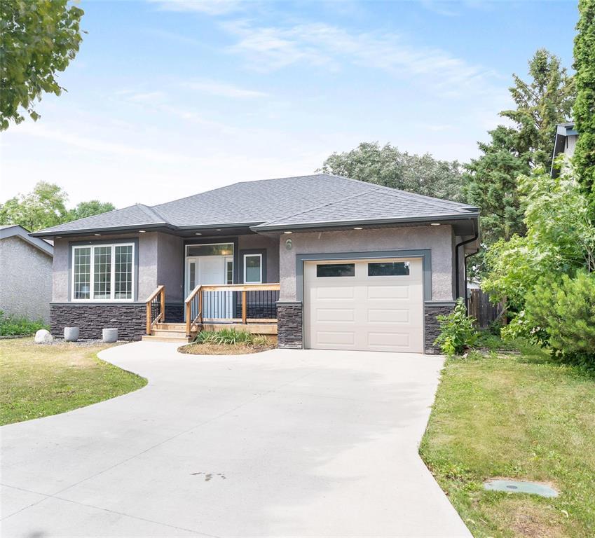 6 Knotsberry Bay