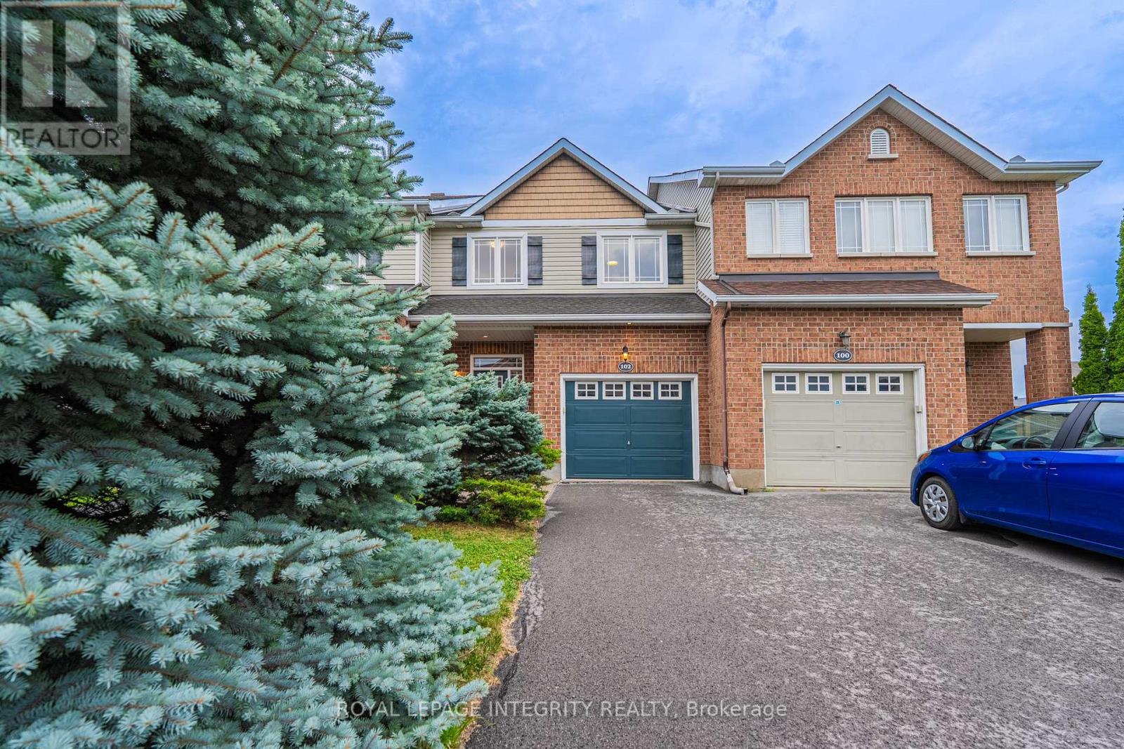 102 WINDANCE CRESCENT