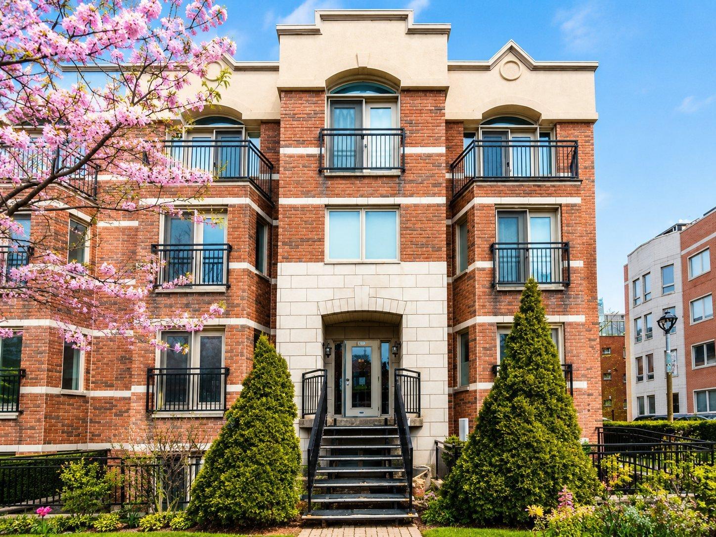 1485 Rue St-Jacques
