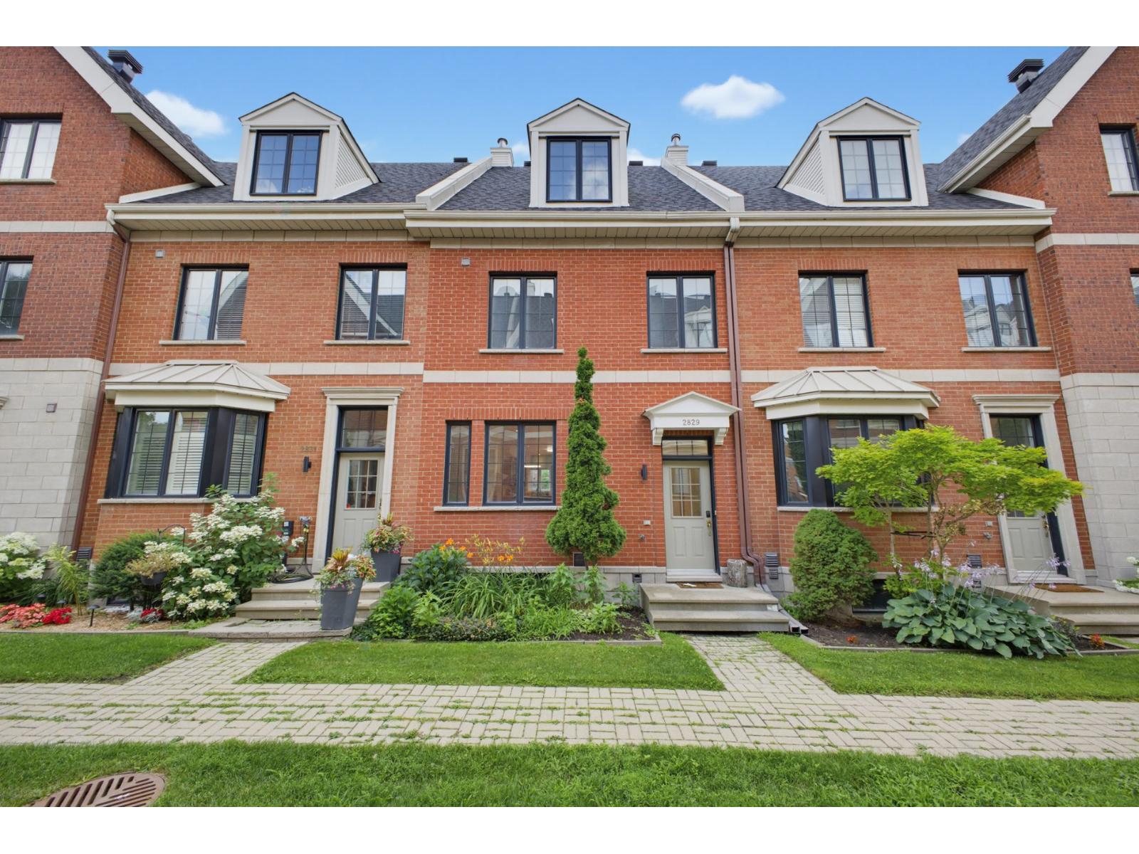 2829 Av. Ernest-Hemingway