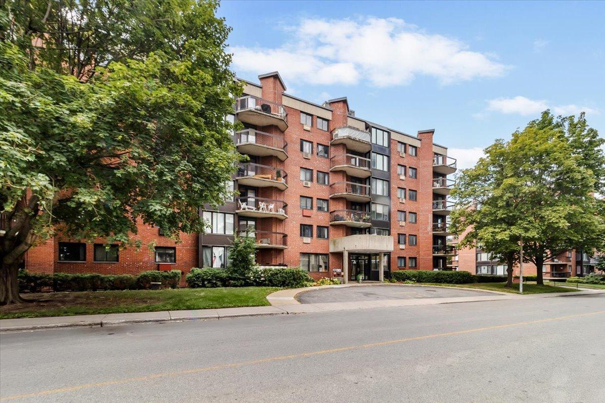 10100 Av. du Bois-de-Boulogne