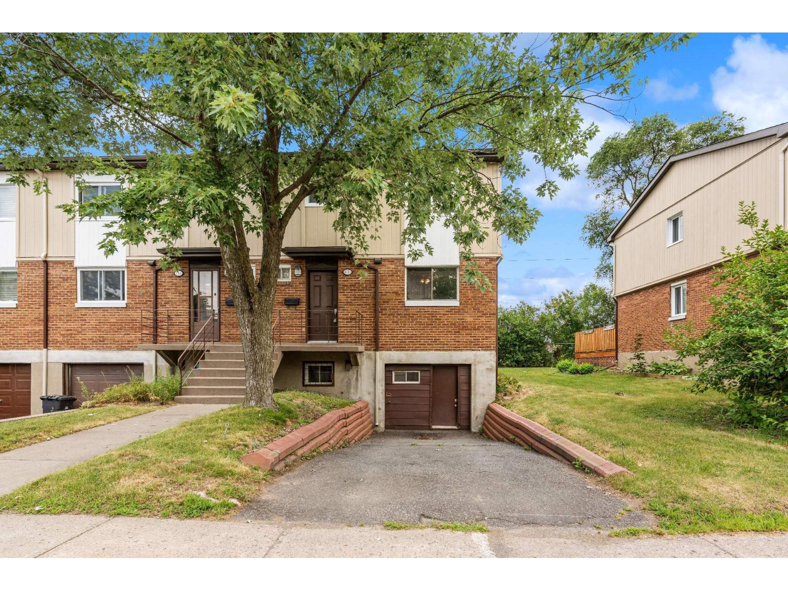 1070Z Rue Jeary