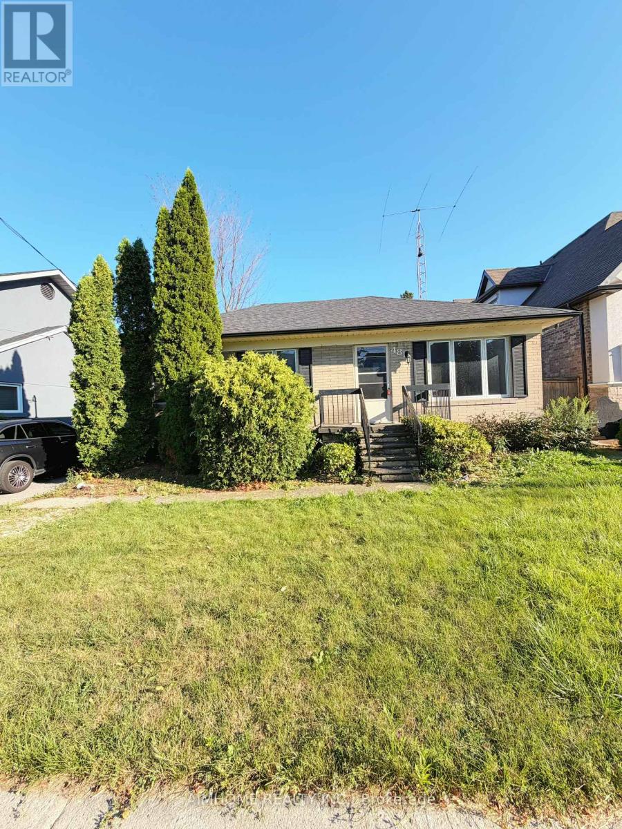 481 HOUNSLOW AVENUE