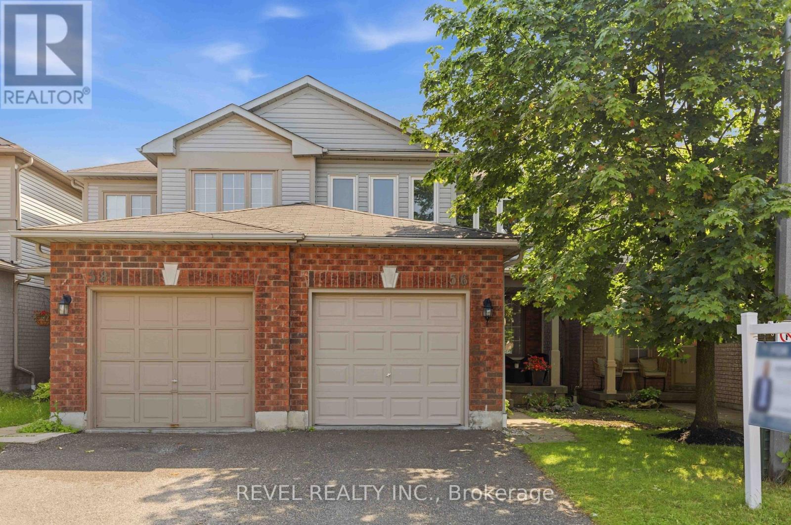 56 GREENGROVE WAY