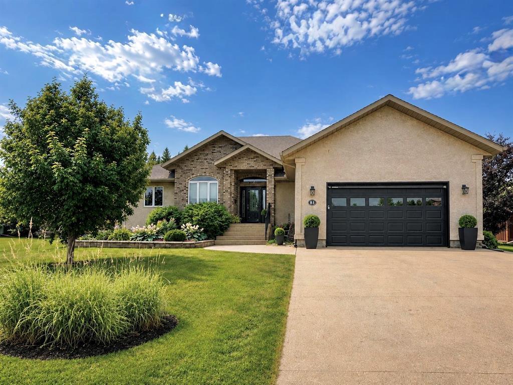 81 Hawthorne Avenue W