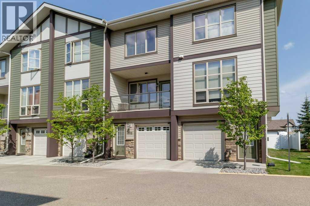 702, 125 Caribou Crescent