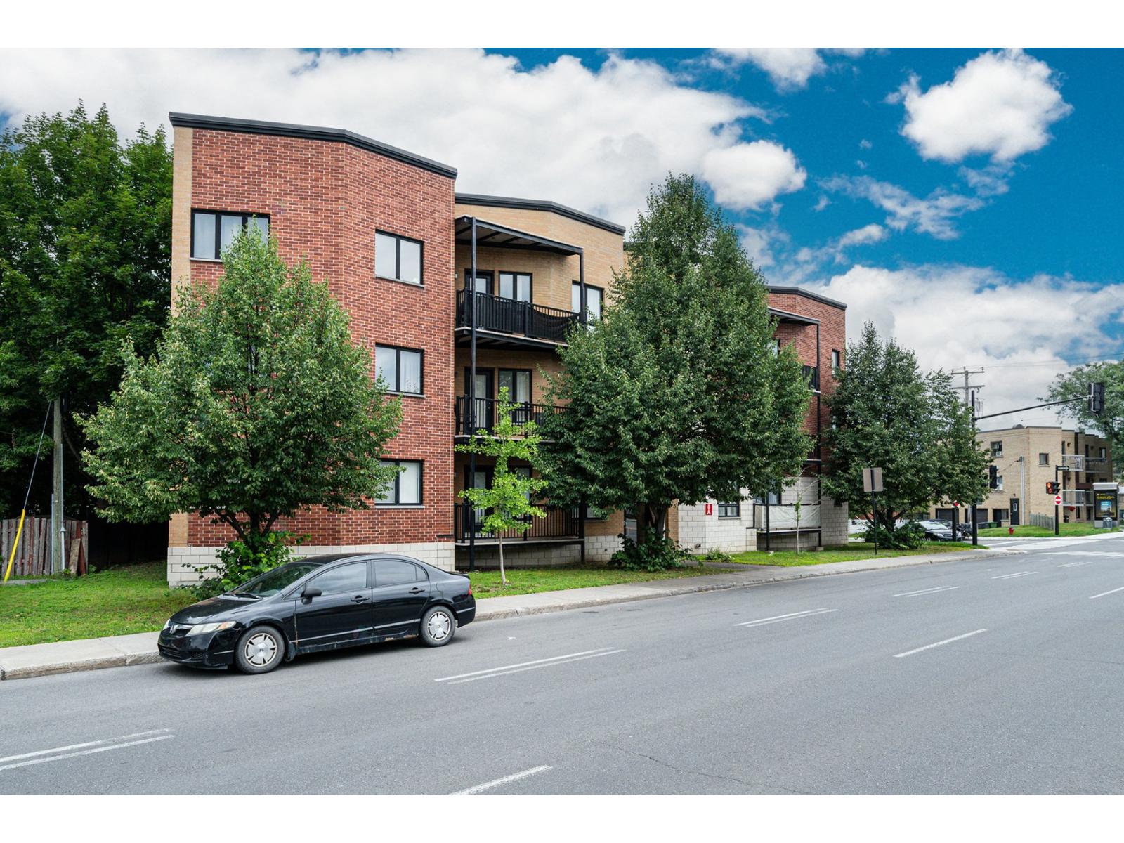 5151 Boul. Léger