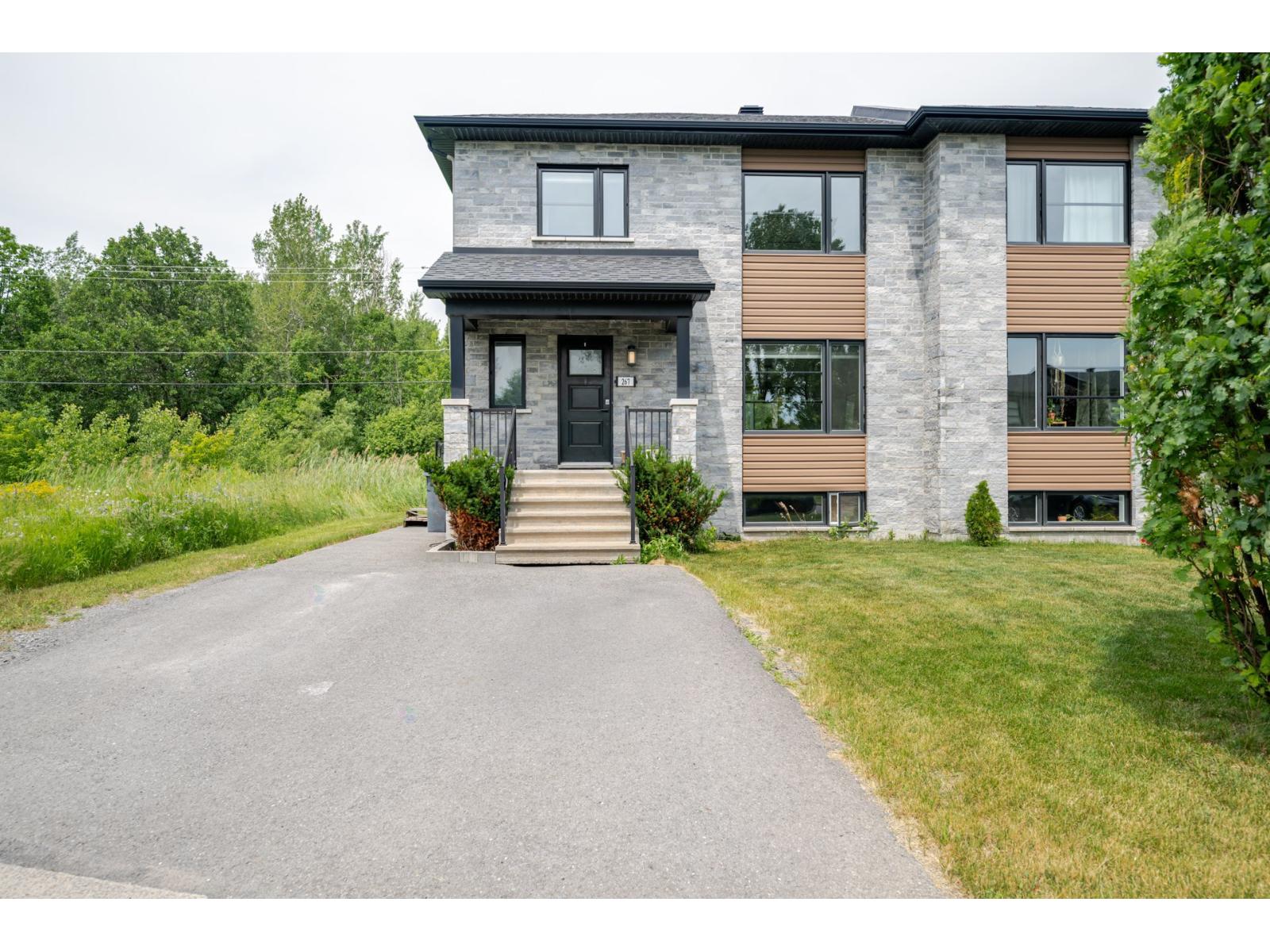 267 Rue René-Boileau