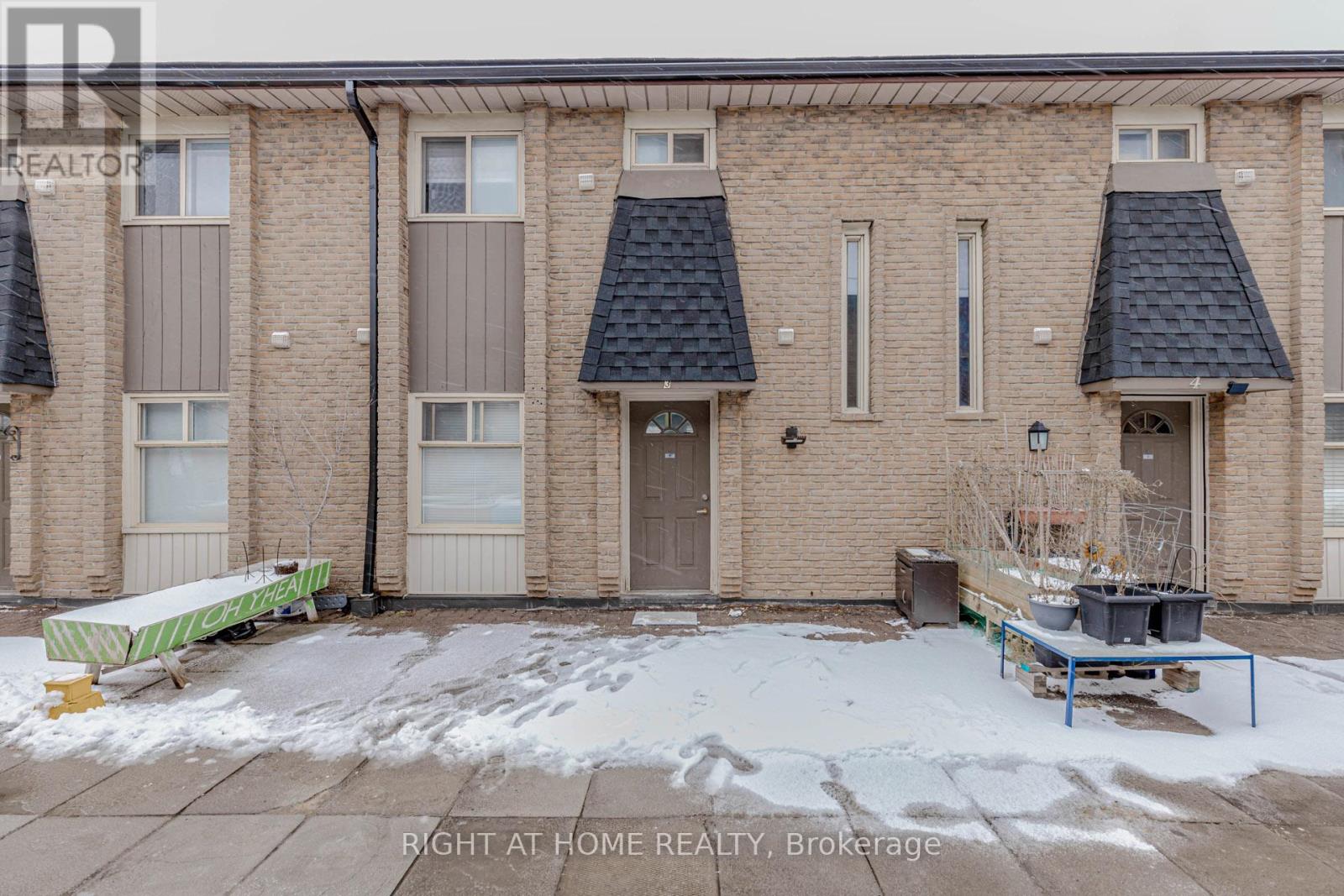 3 - 40 REXDALE BOULEVARD