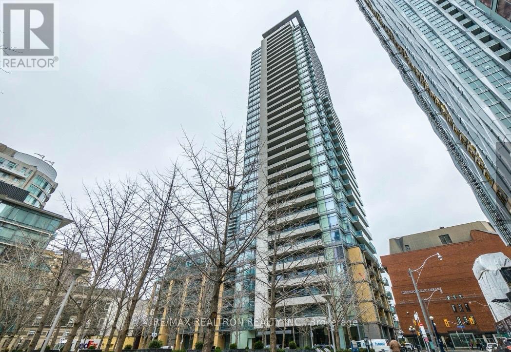 1601 - 18 YORKVILLE AVENUE