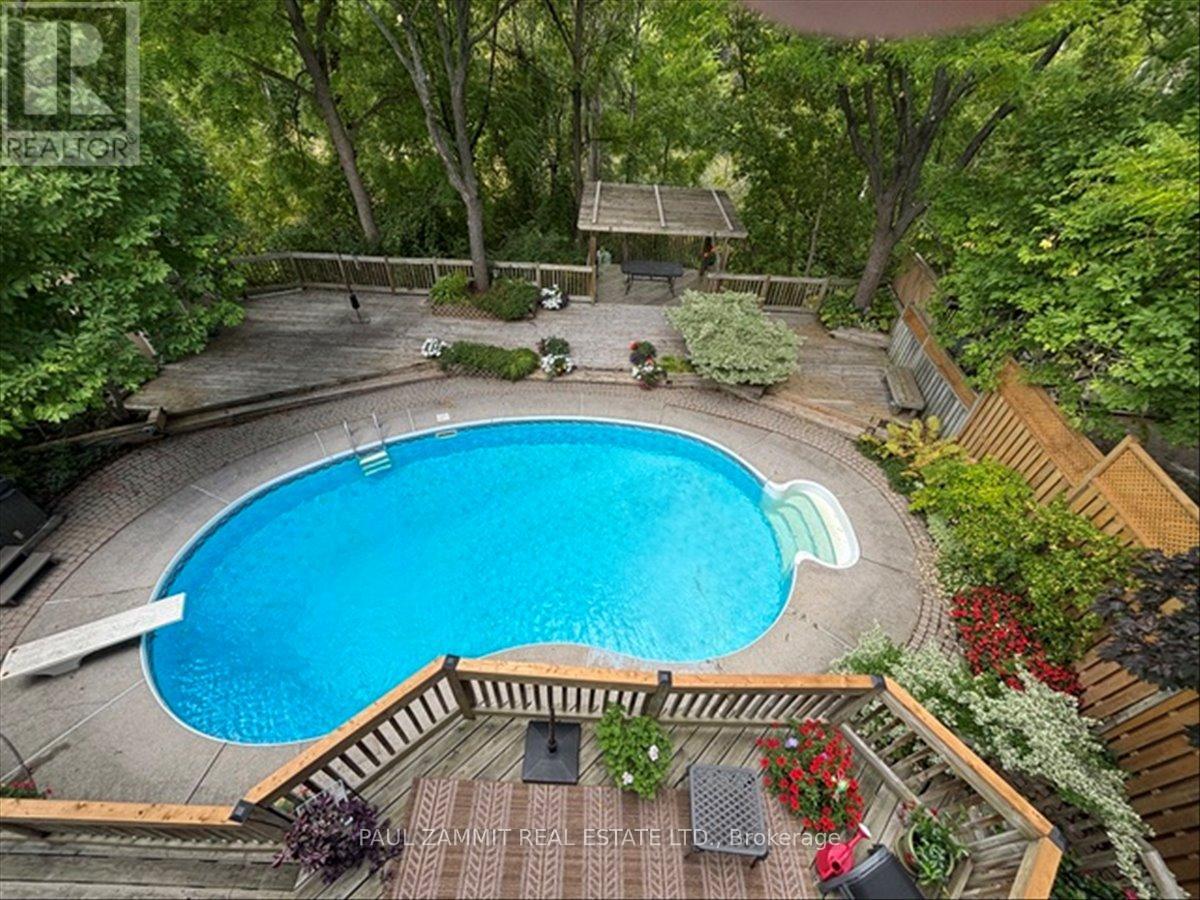 20 TANGLEWOOD TRAIL