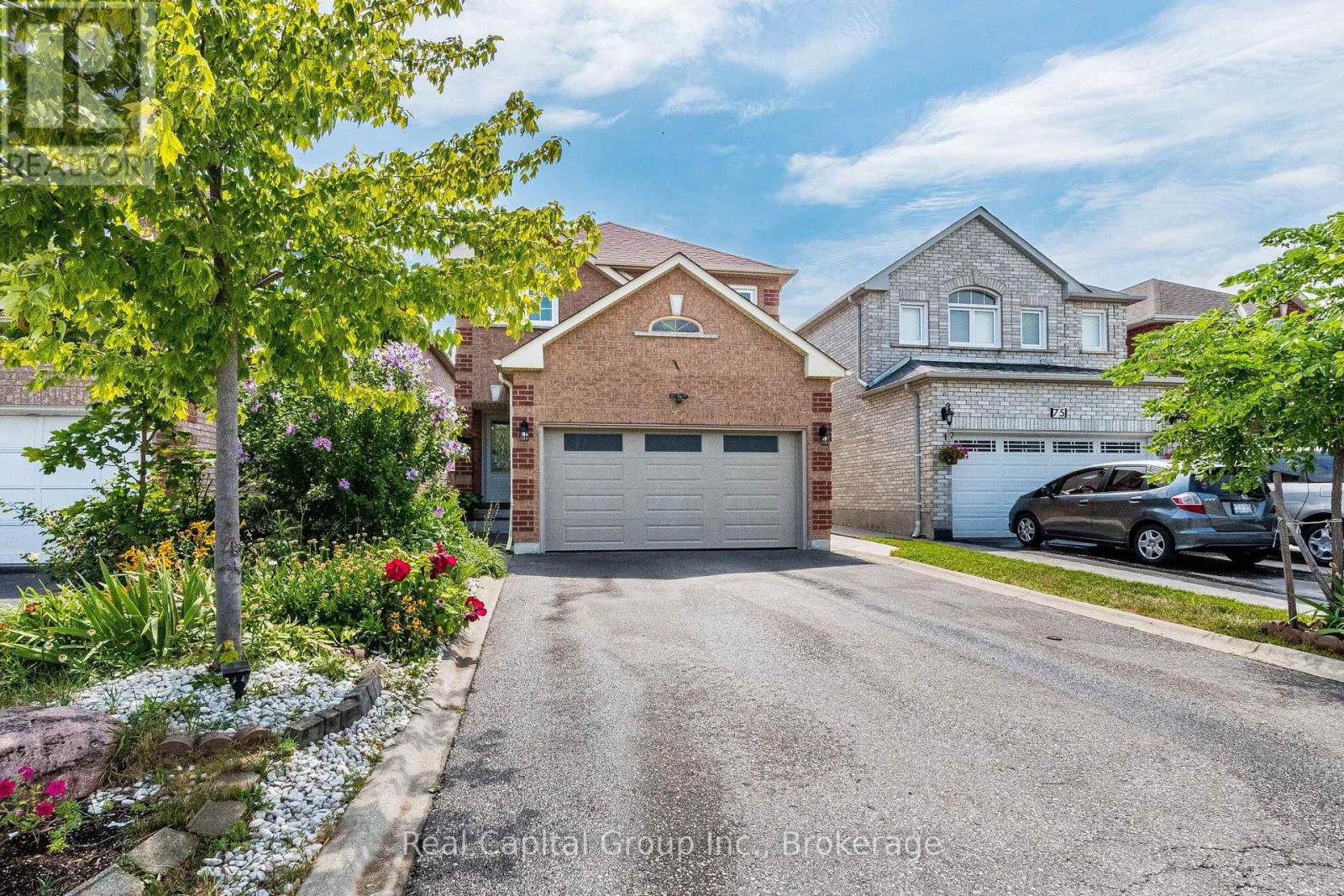 77 ARTHURS CRESCENT