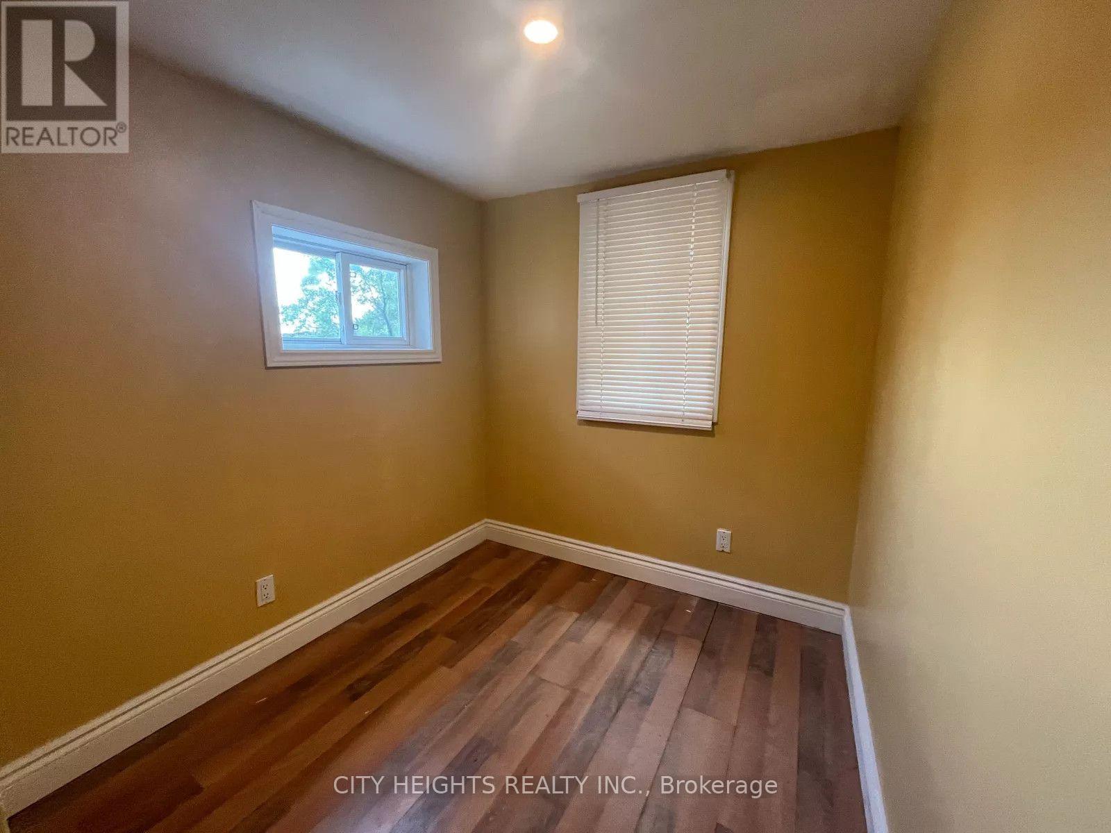 2 - 1113 DAVENPORT ROAD
