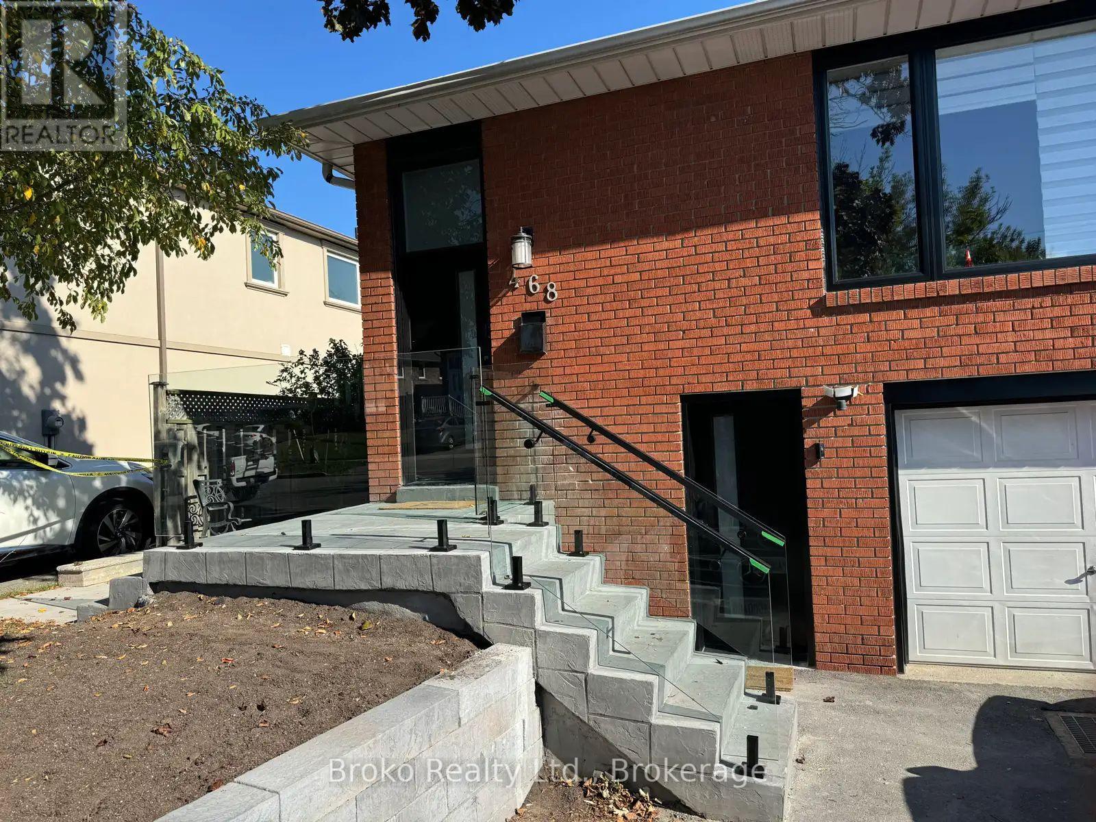 468 APPLEDORE CRESCENT