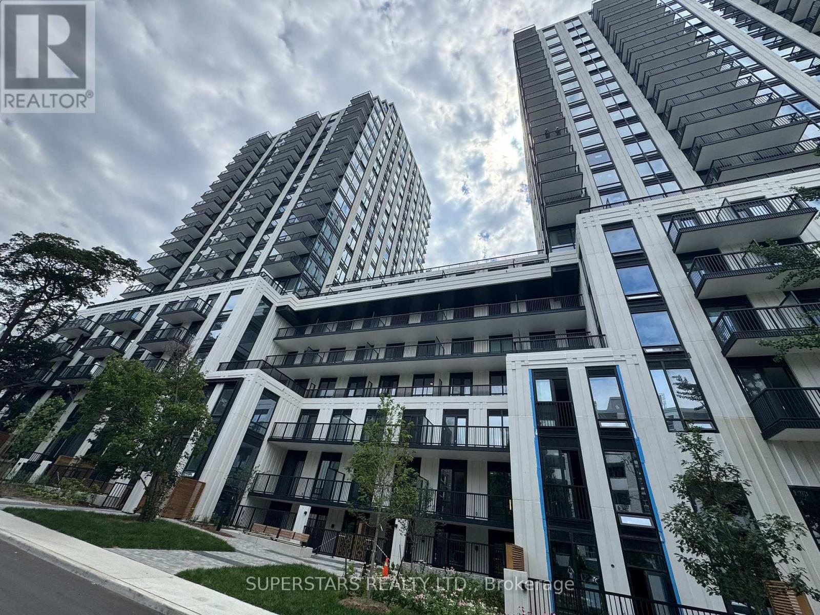 1125 - 89 MONTCLAIR AVENUE