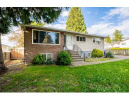 For sale: 11191 90 AVENUE, Surrey, British Columbia V4C3H1 - R3153593 ...