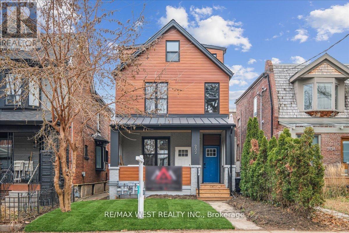 UPPER - 202 PERTH AVENUE