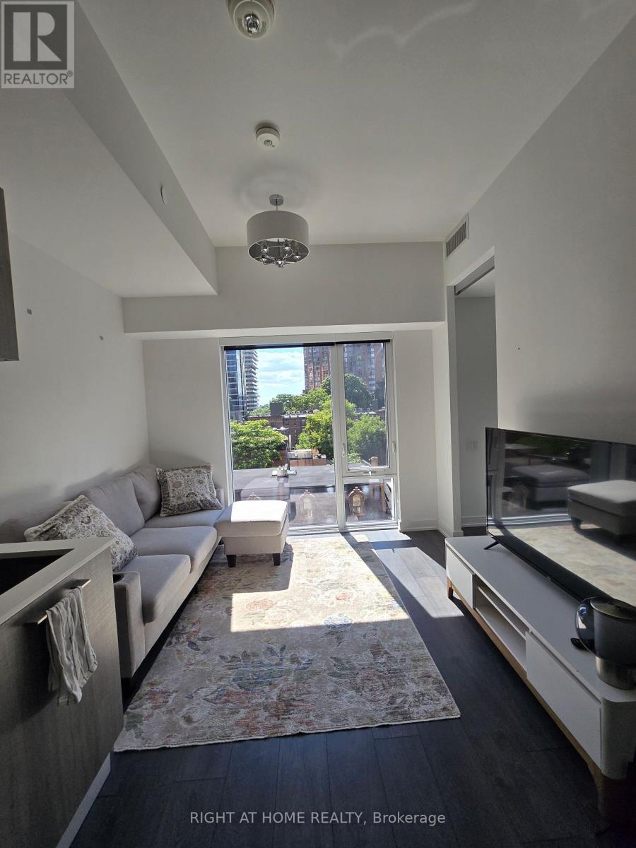 512 - 3 GLOUCESTER STREET