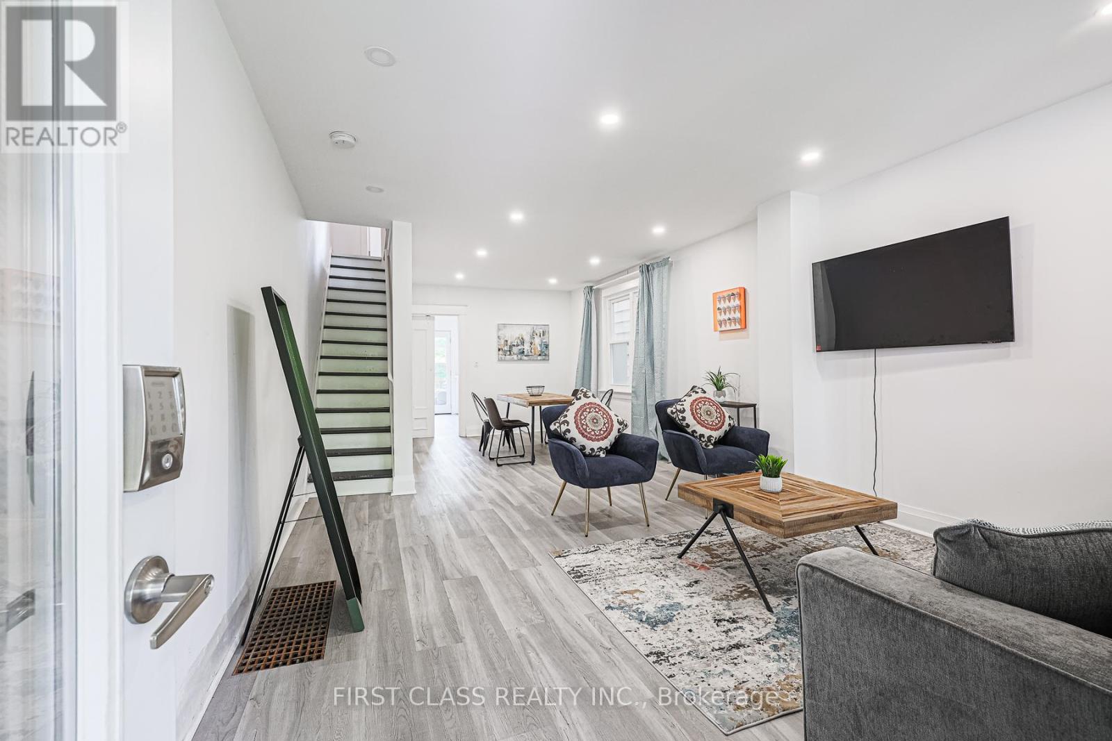 53 ALDRIDGE AVENUE