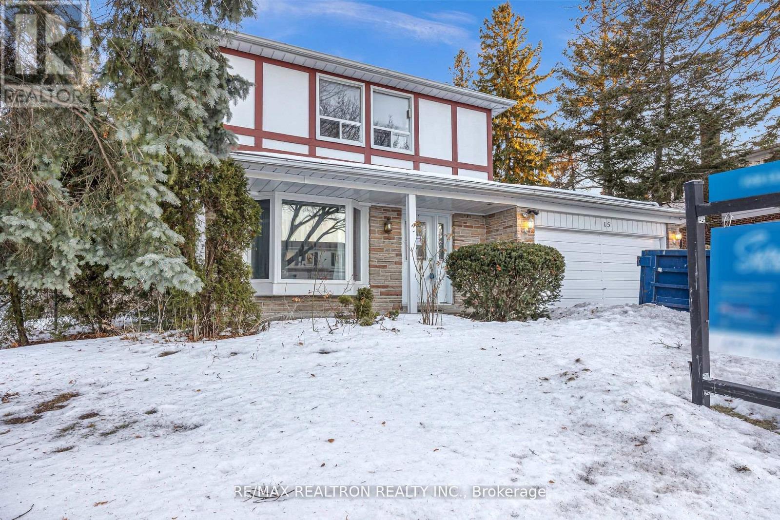 FULL BSMNT - 15 PIPERS GREEN AVENUE