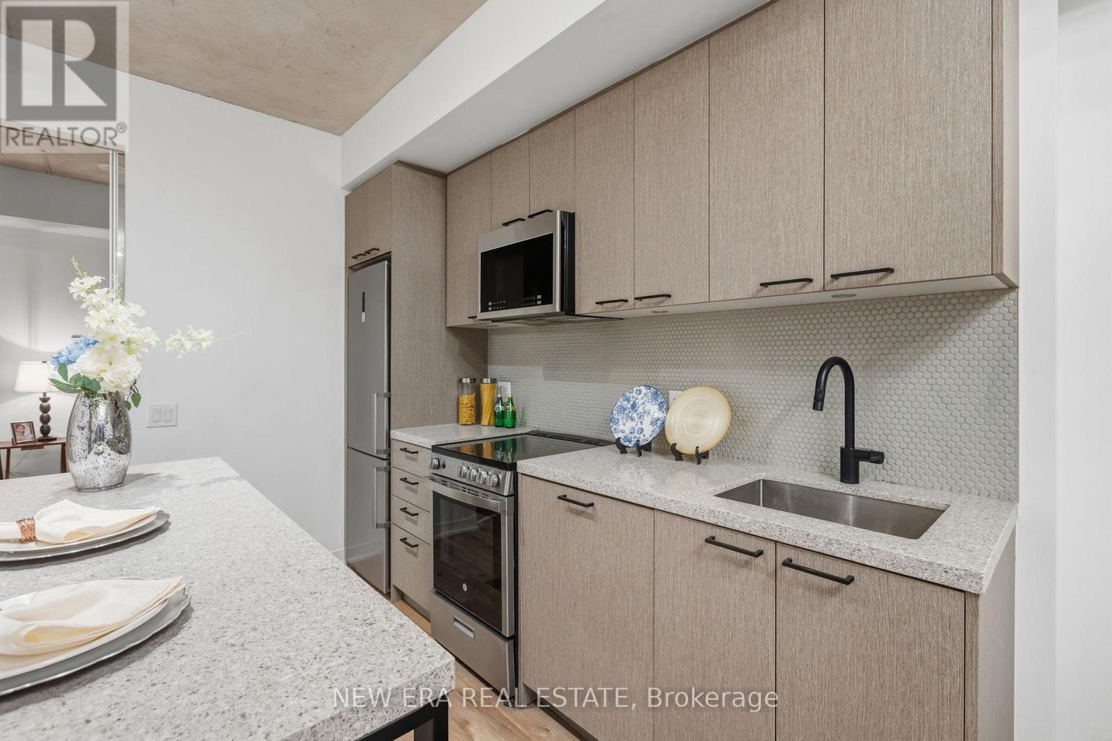 301 - 1808 ST. CLAIR AVENUE W