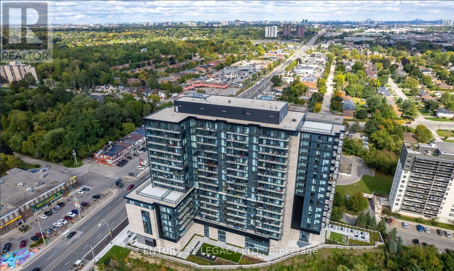 821 - 86 DUNDAS STREET E