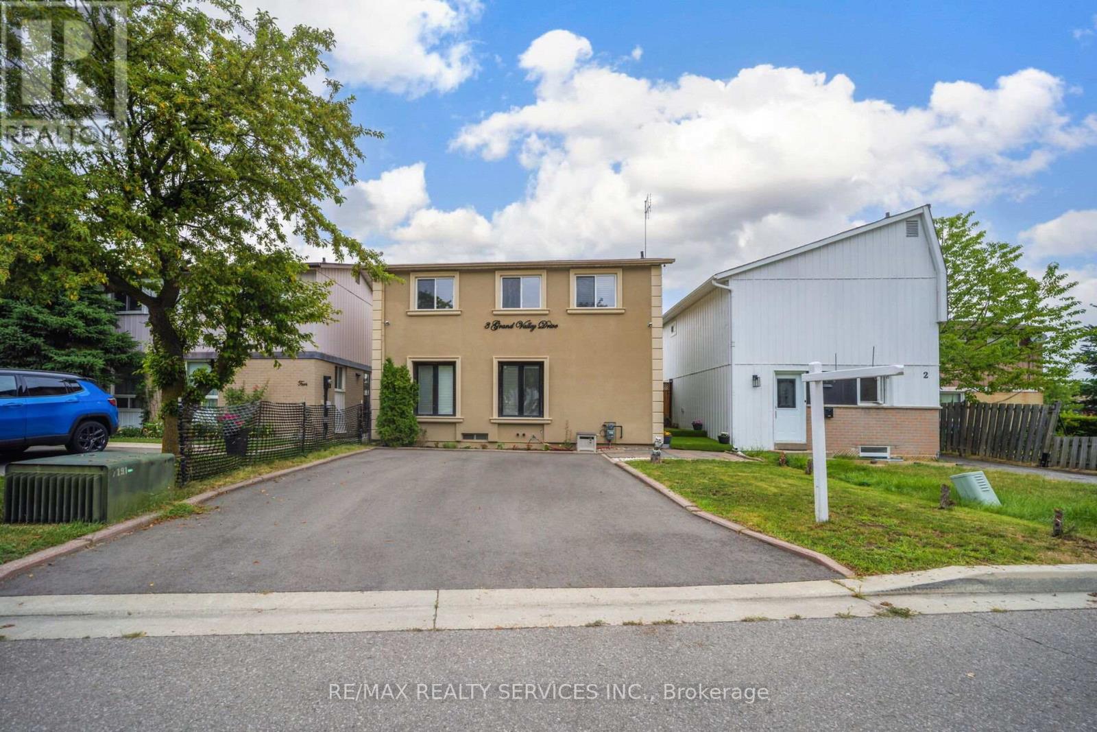 3 GRAND VALLEY DRIVE