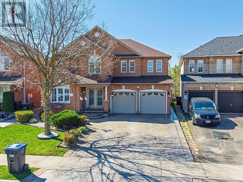 61 WOODVALLEY DRIVE
