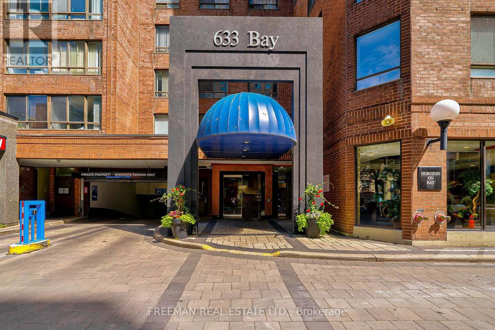 2405 - 633 BAY STREET