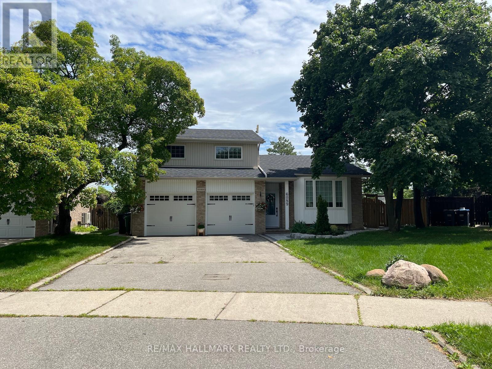 6089 STARFIELD CRESCENT