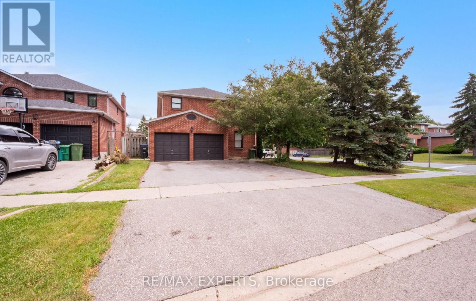 1 GOODFELLOW CRESCENT