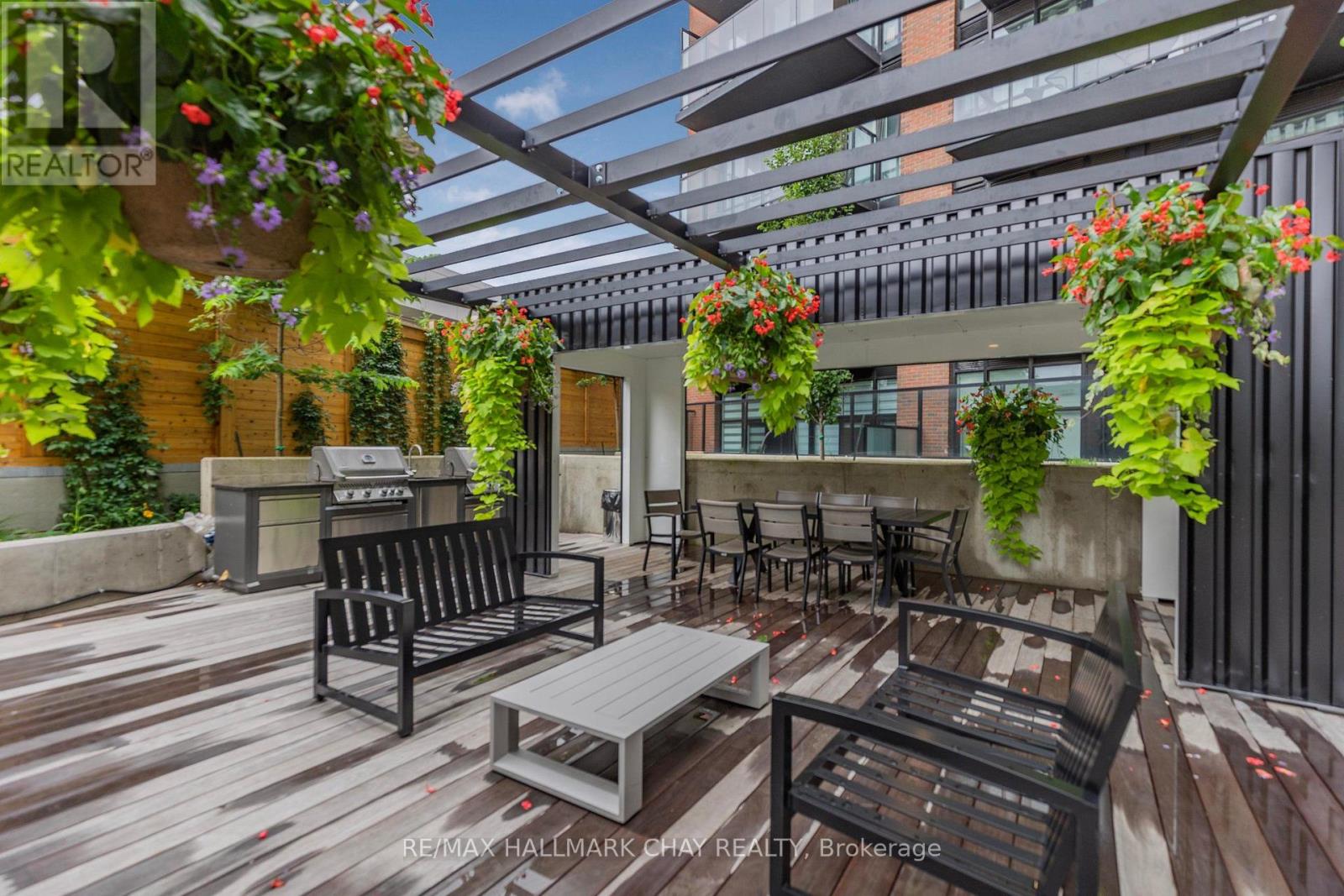 110 - 2300 ST. CLAIR AVENUE W