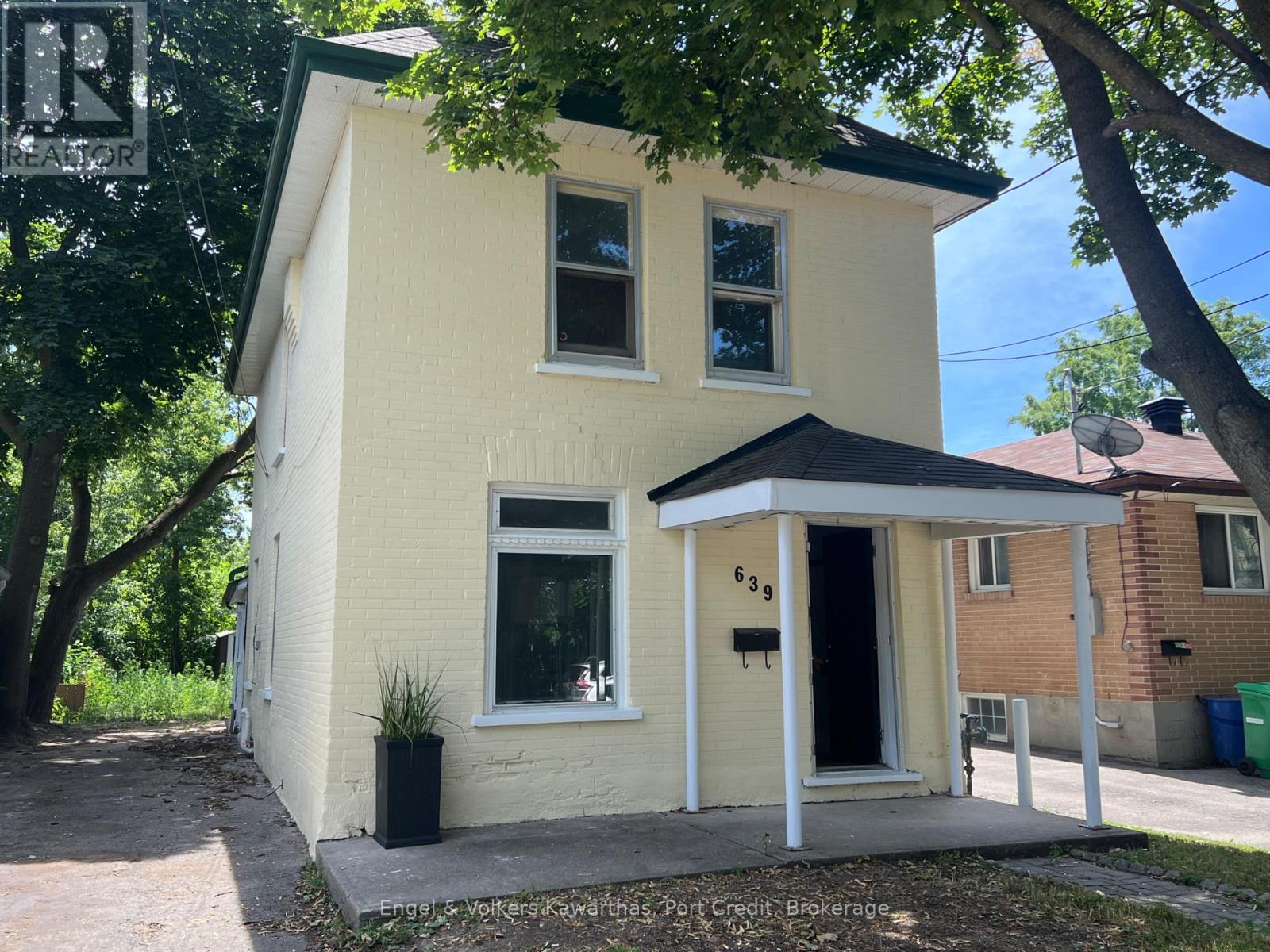 For sale: 639 BROWN STREET, Peterborough (Otonabee Ward 1