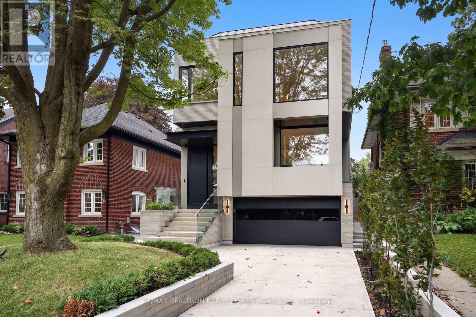 39 CHUDLEIGH AVENUE