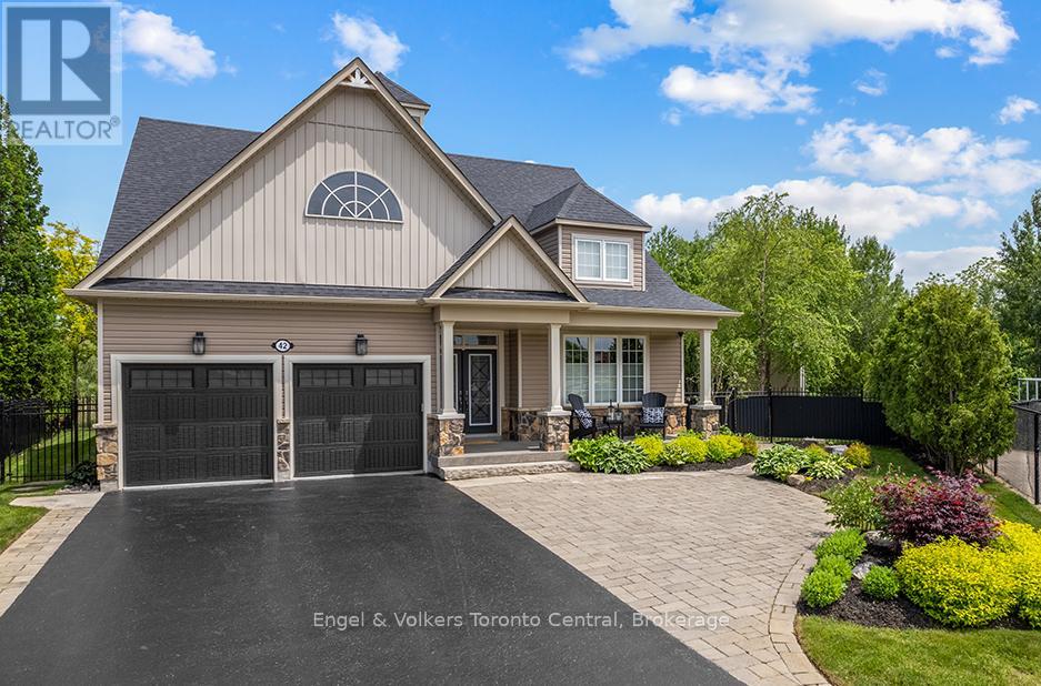 42 SILVER CRESCENT