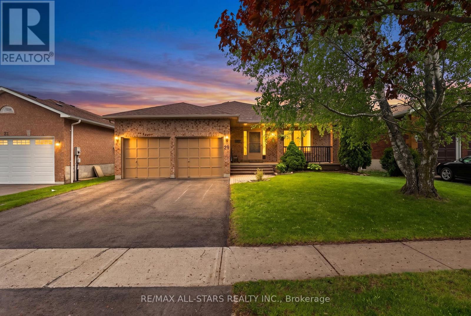 29 LAKEVIEW DRIVE