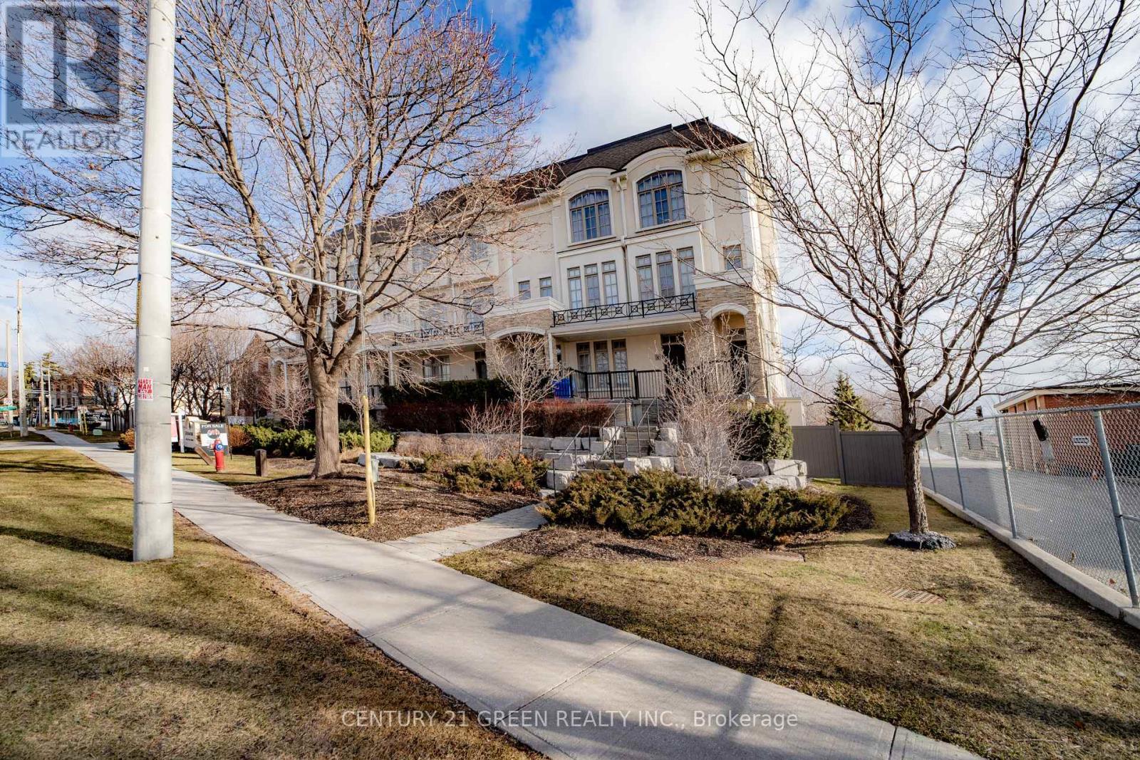 5 - 3071 CAWTHRA ROAD