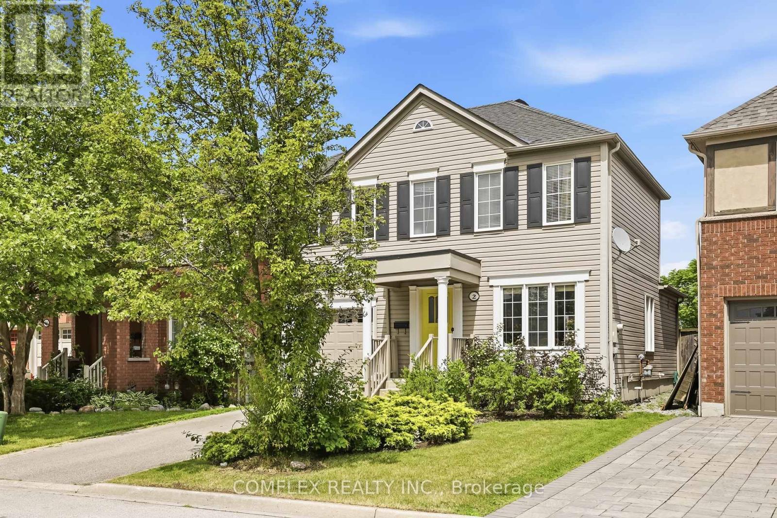 2 ARMITAGE CRESCENT
