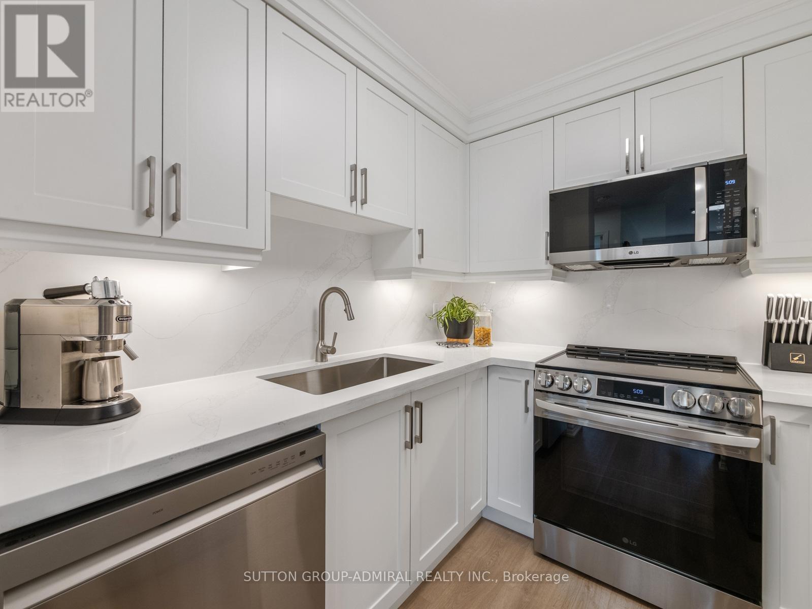 1112 - 35 FINCH AVENUE E