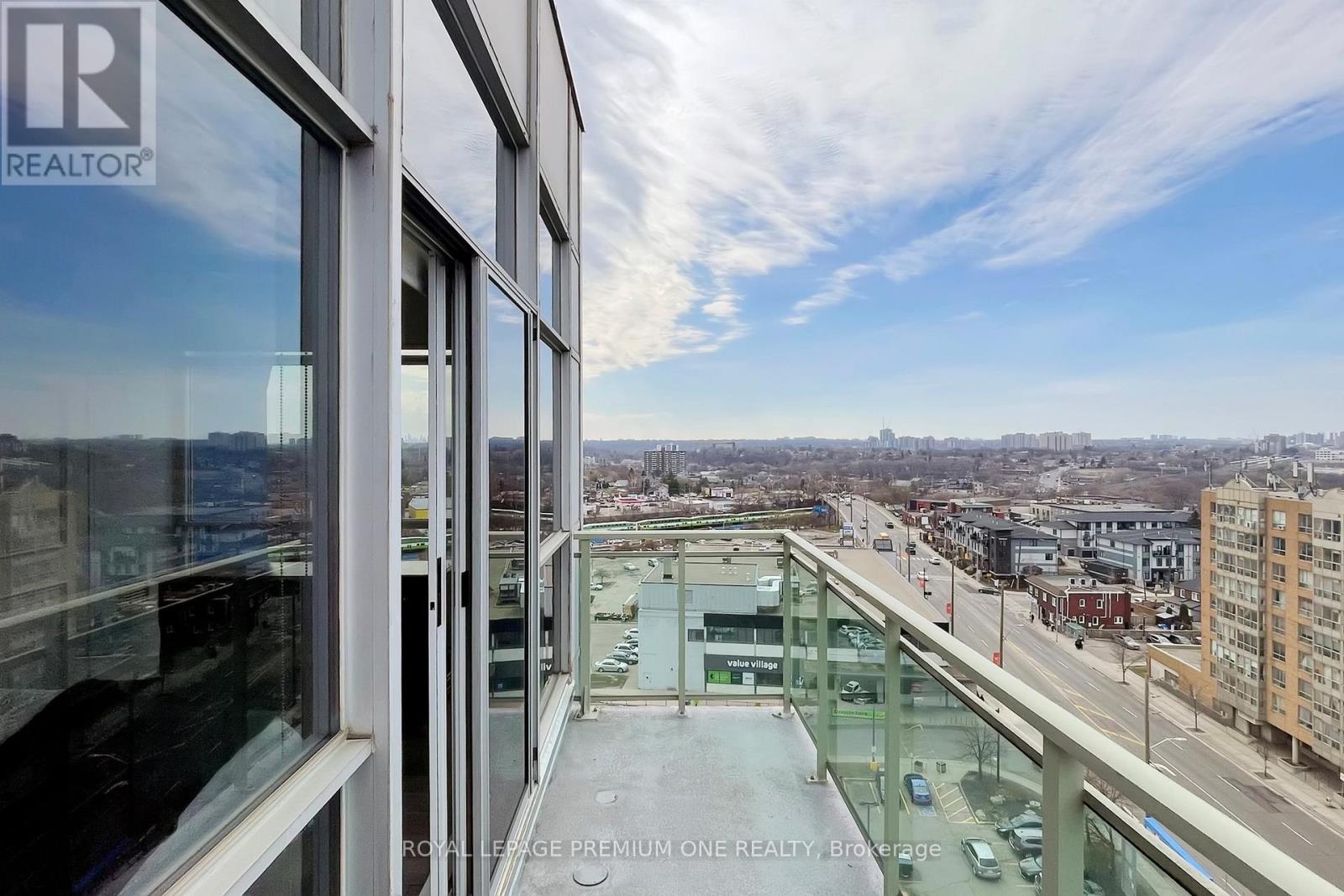 1101 - 1600 KEELE STREET