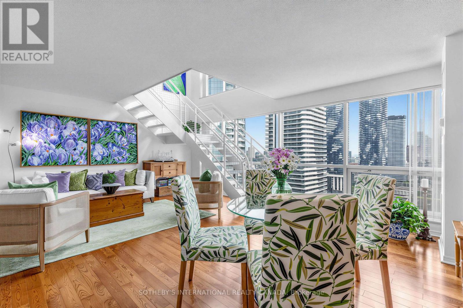 2809 - 10 YONGE STREET