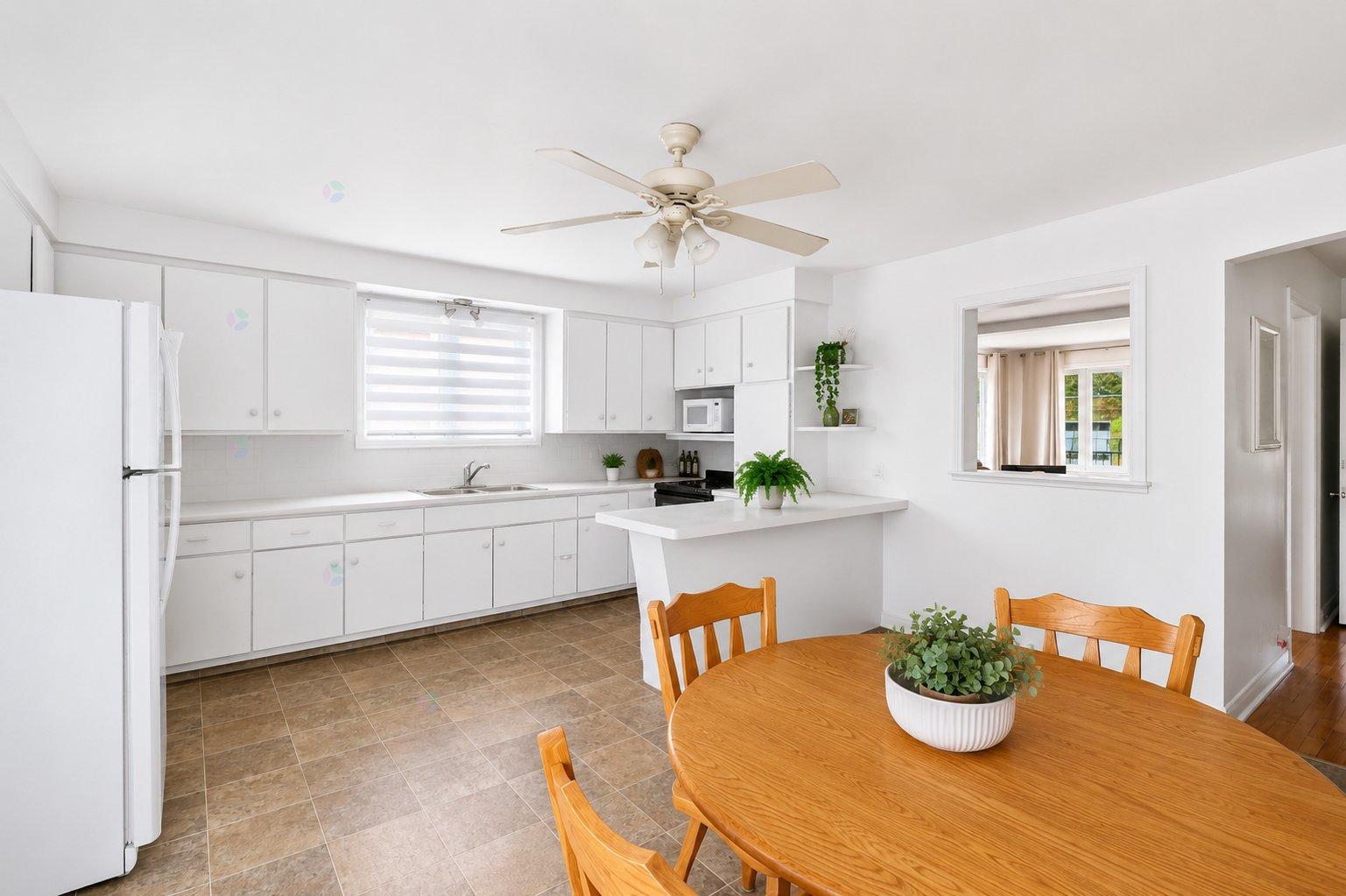 For sale: 572-574 Rue Ouimet, Saint-Jérôme, Quebec J7Z1R2