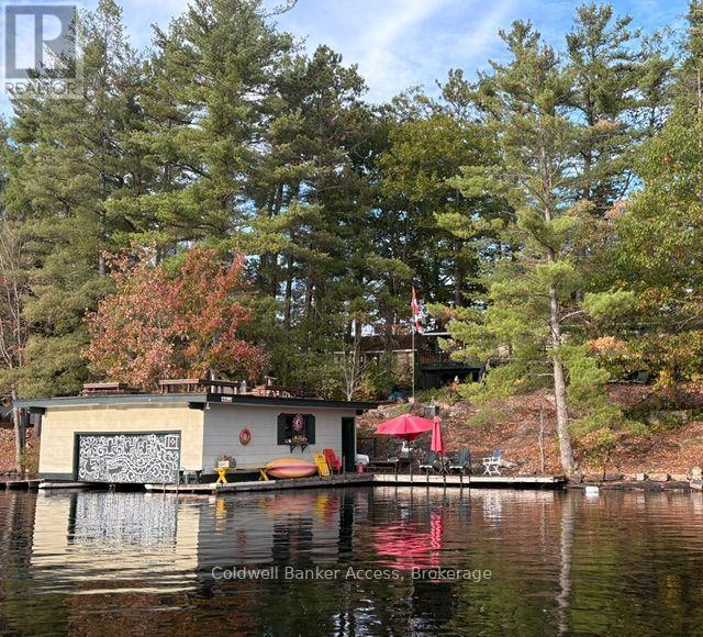 1090 PINENEEDLE POINT ROAD