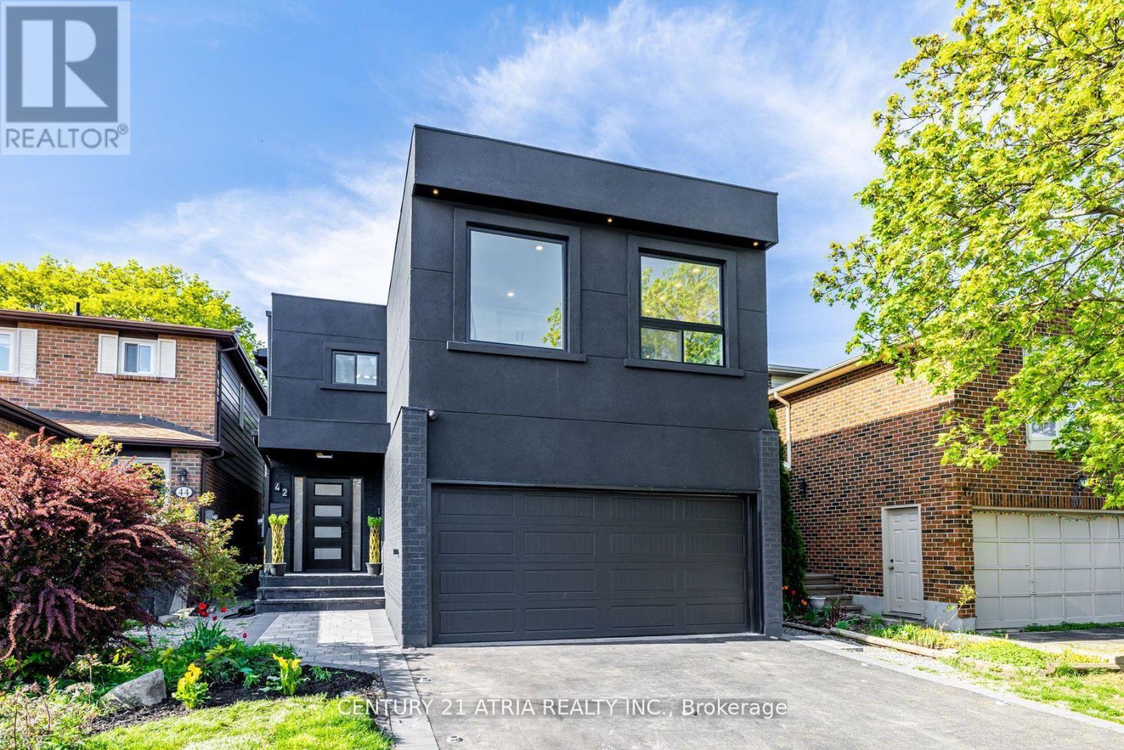 42 COVENTRY COURT